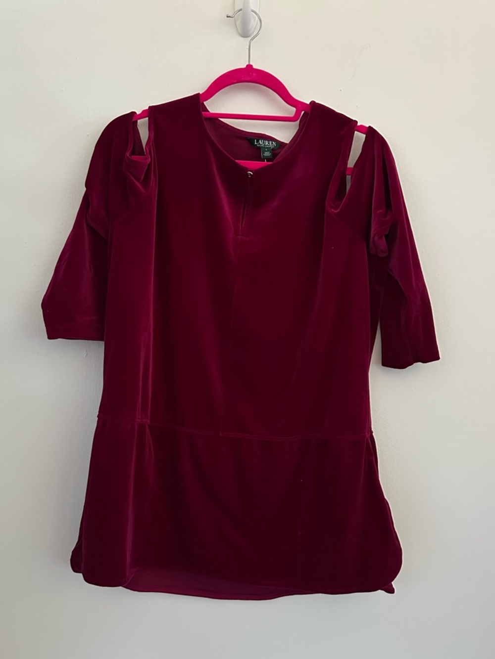 Lauren Ralph Lauren Keyhole Cold Shoulder Velvet Top in Burgundy Size Large